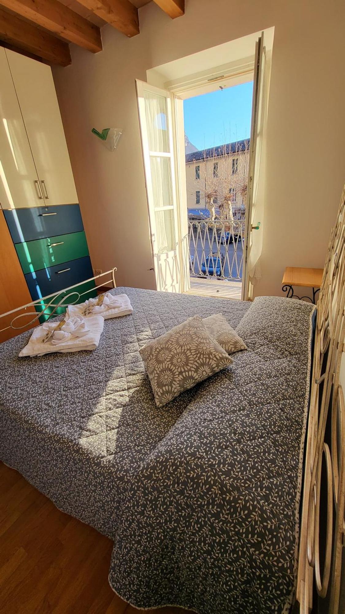 Balconi San Giorgio Varenna Quarto foto